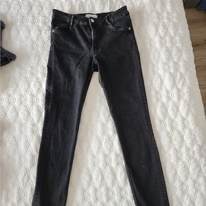 Zara high rise black skinny jeans size 6